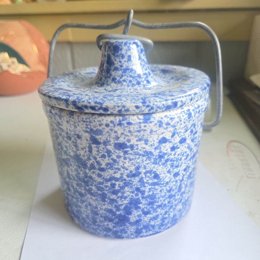 Vintage Blue & White Spongeware Stoneware Glazed Crock W/Metal Locking Handle